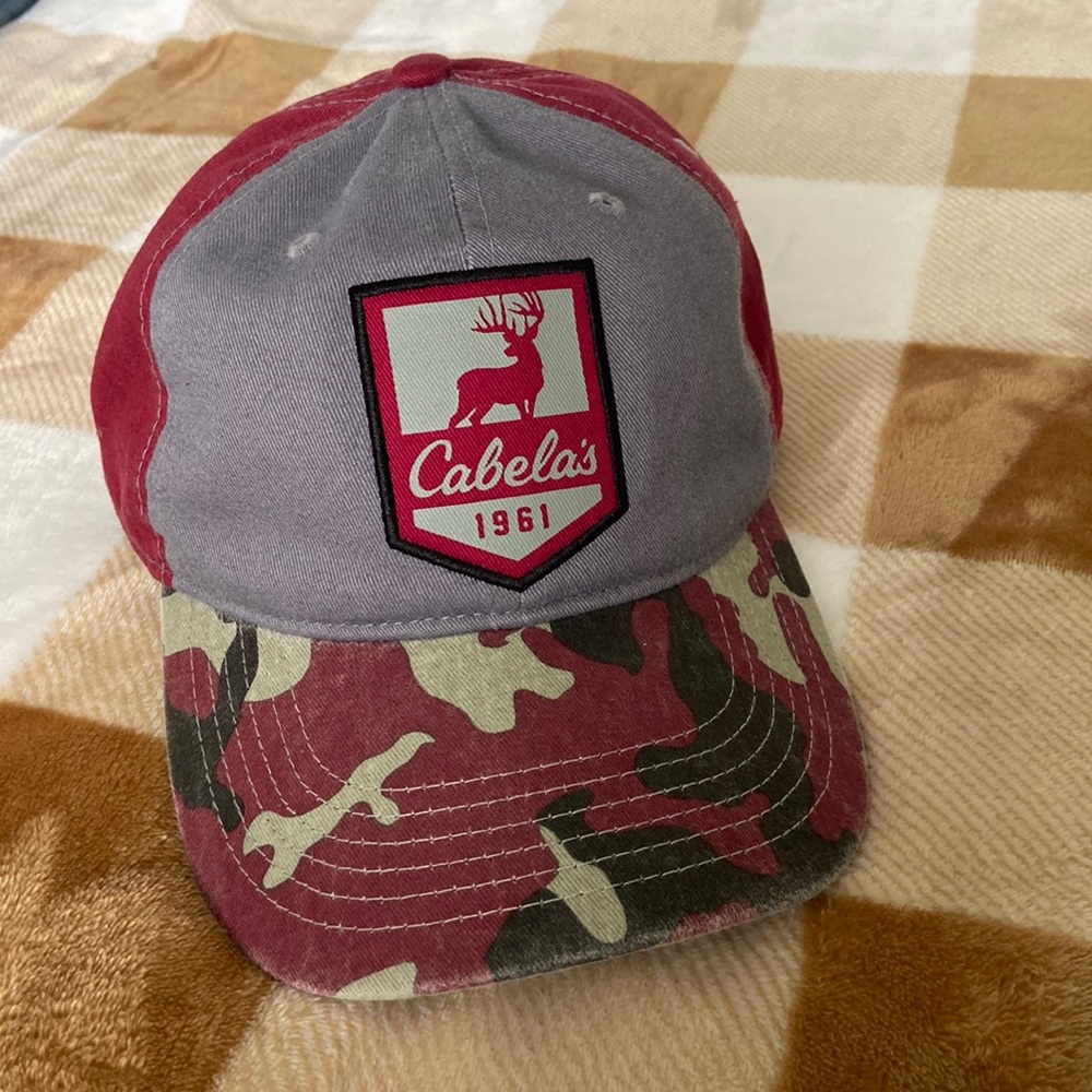 SUPER CUTE cabelas hat